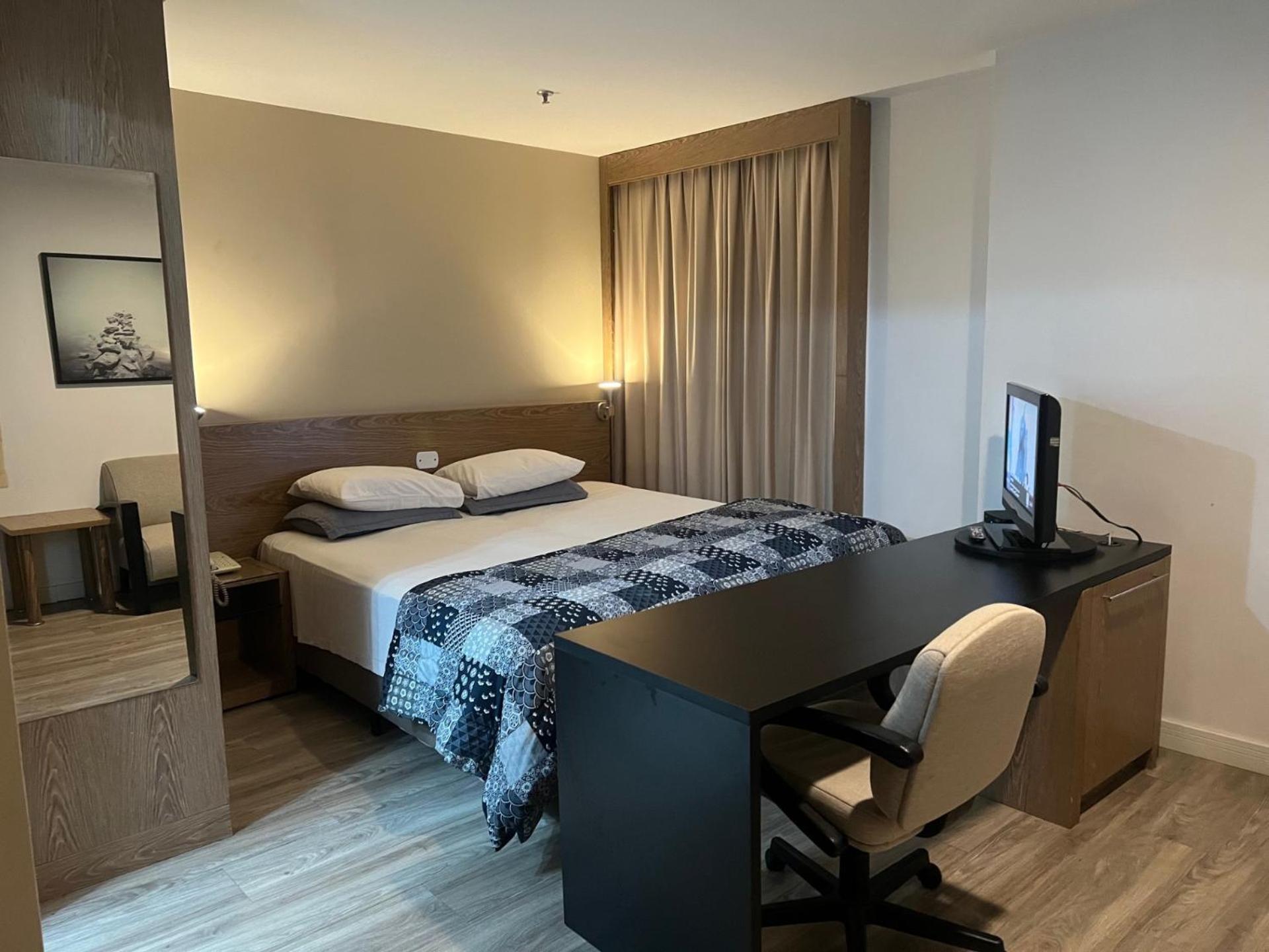 Paulista Flat Wd